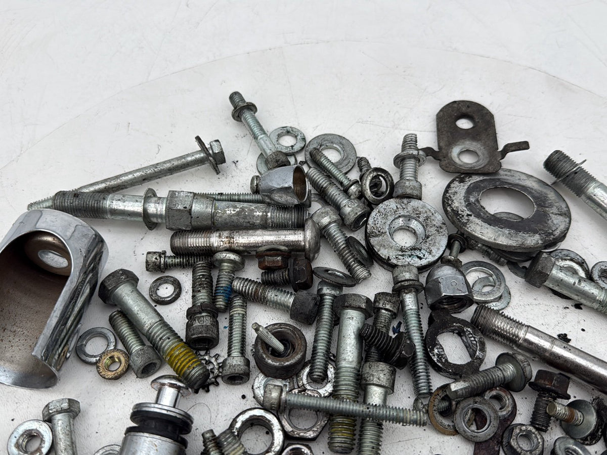 2005 Harley-Davidson Dyna FXD - Hardware Bolts Nuts & Brackets