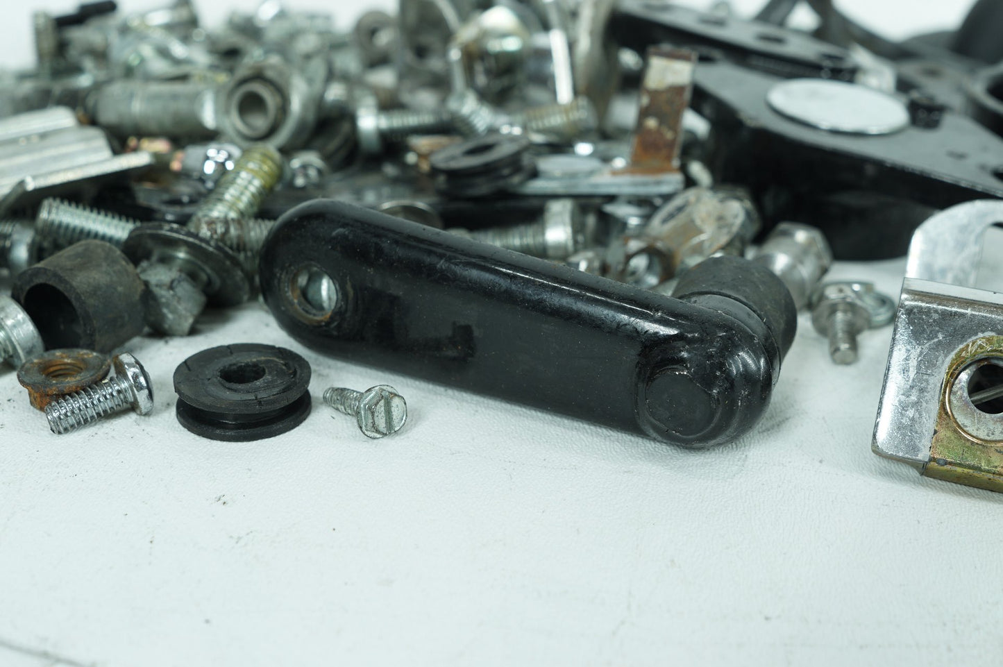 1999 - 2006 Harley-Davidson Touring Electra Glide Classic Hardware Bolts Nuts & Brackets