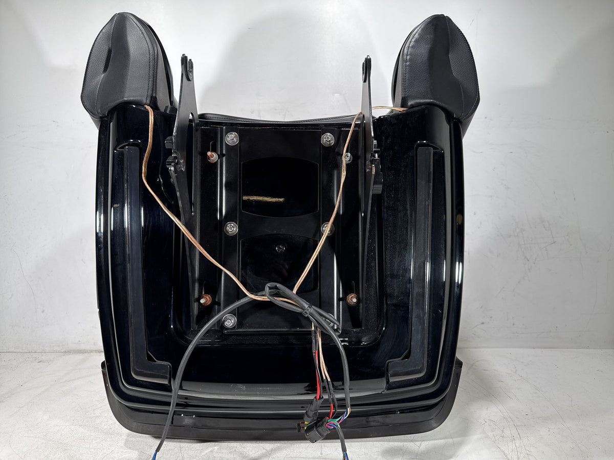 2014 Harley Touring FLHTK Electra Glide OEM Pass Backrest Tour Pak Luggage NOKey