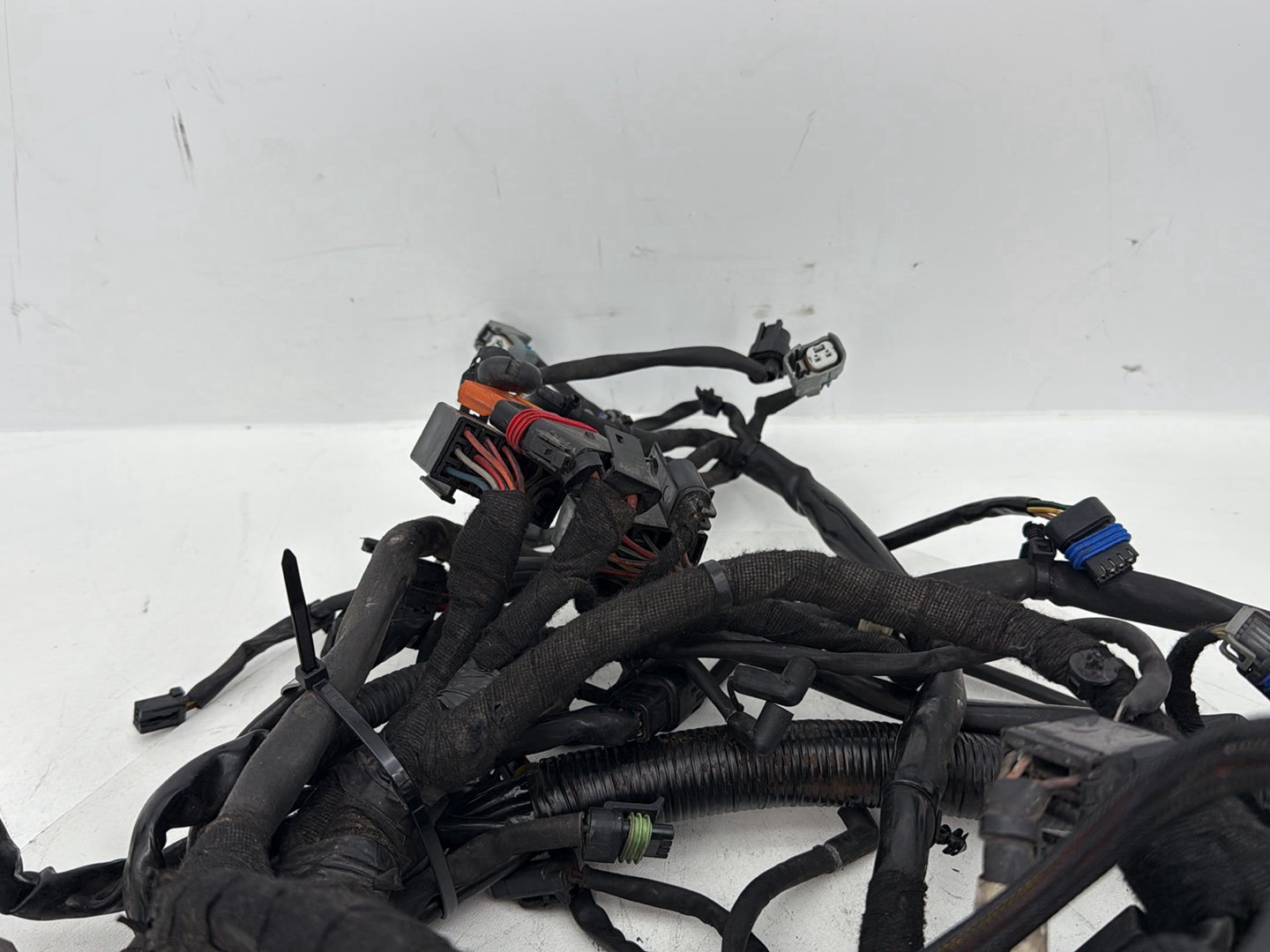 2007 - 2012 Harley-Davidson Dyna Super Glide Main Wire Wiring Harness Loom 69602-08