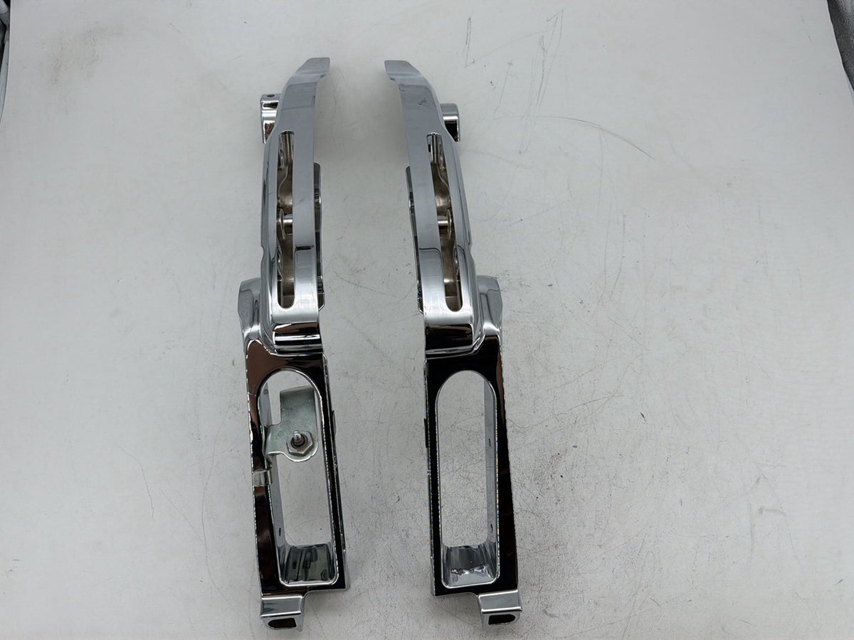 2014 Harley Street Glide Touring FLHXS OEM Left Right Saddlebag Fender Struts Brackets