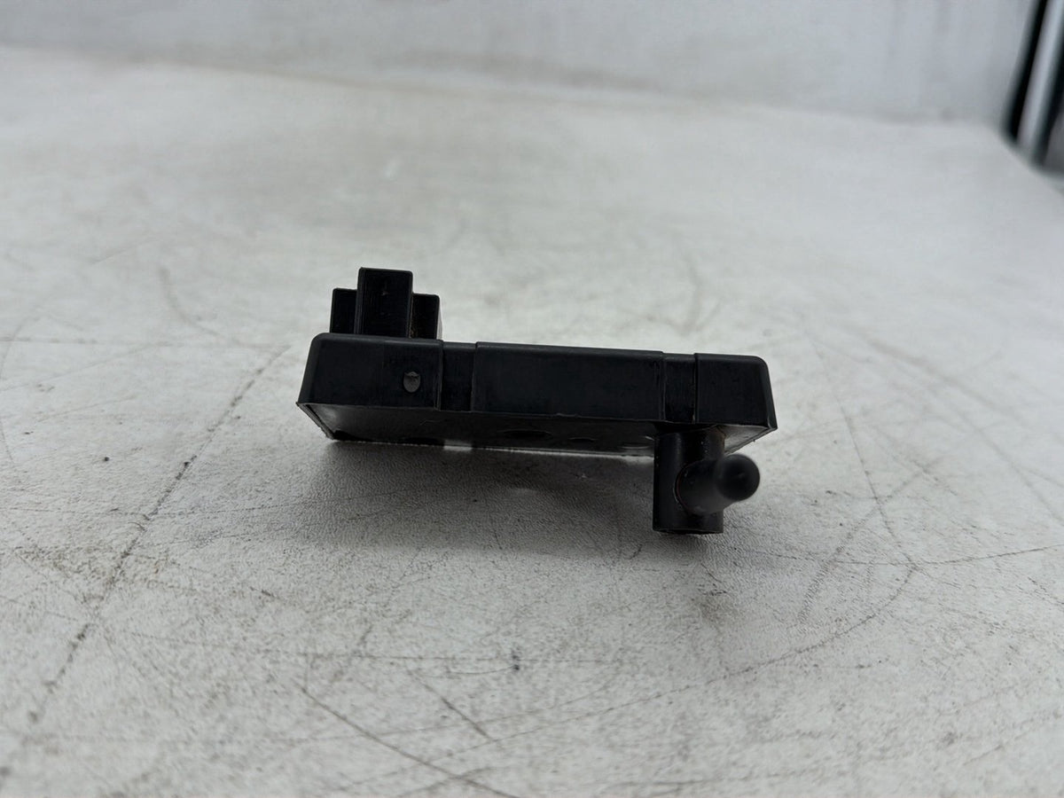 2013 Harley Electra Glide Touring CVO Screamin Eagle OEM Saddlebag Power Lock Receiver Module 76524-08