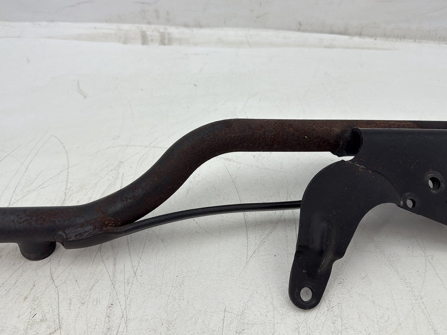 2013 Harley Forty-Eight Sportster 1200X OEM Exhaust Muffler Interconnect Bracket Support Bar