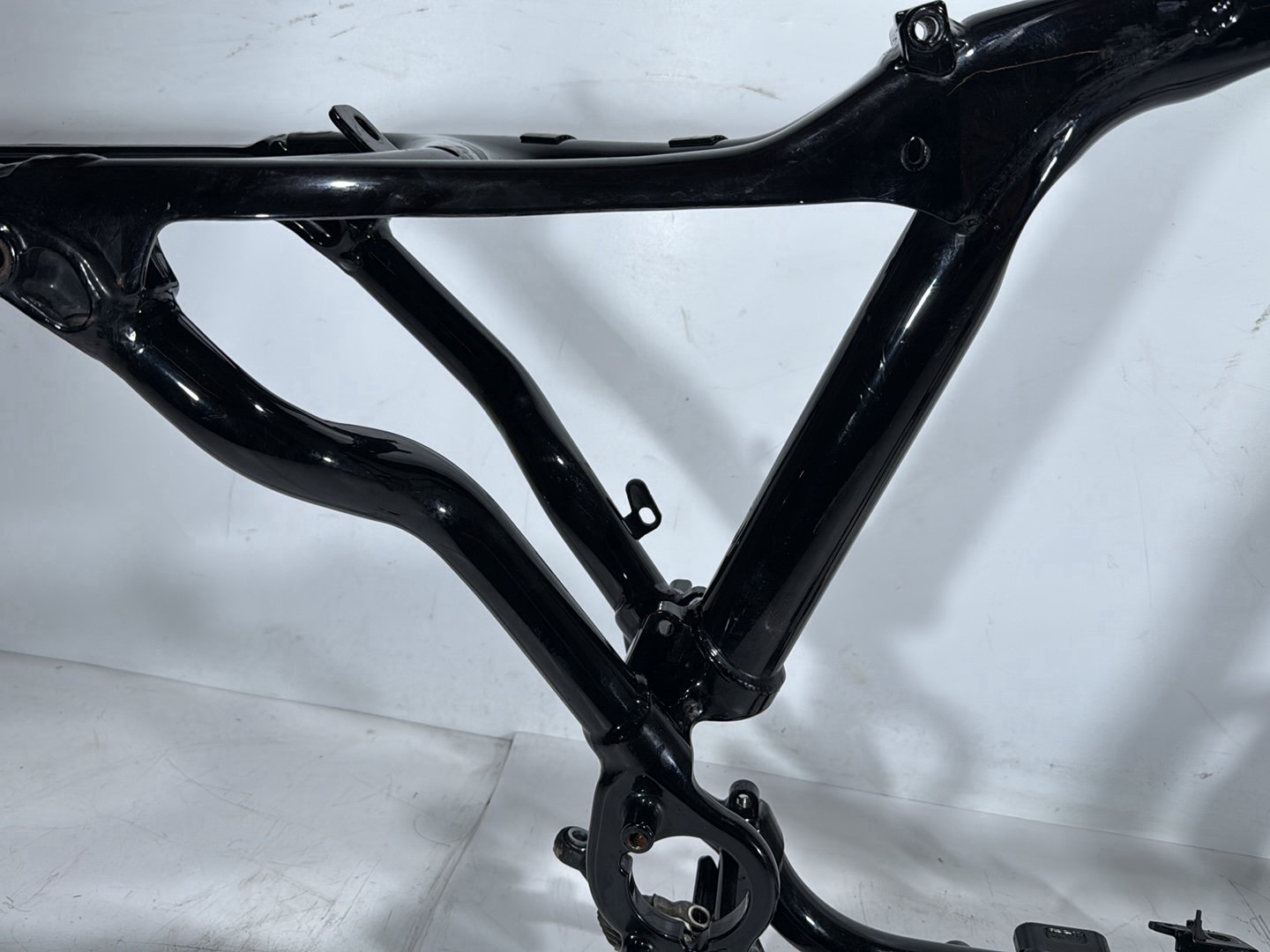 2013 Harley Forty-Eight Sportster 1200X OEM Body Main Frame Chassis SLVG