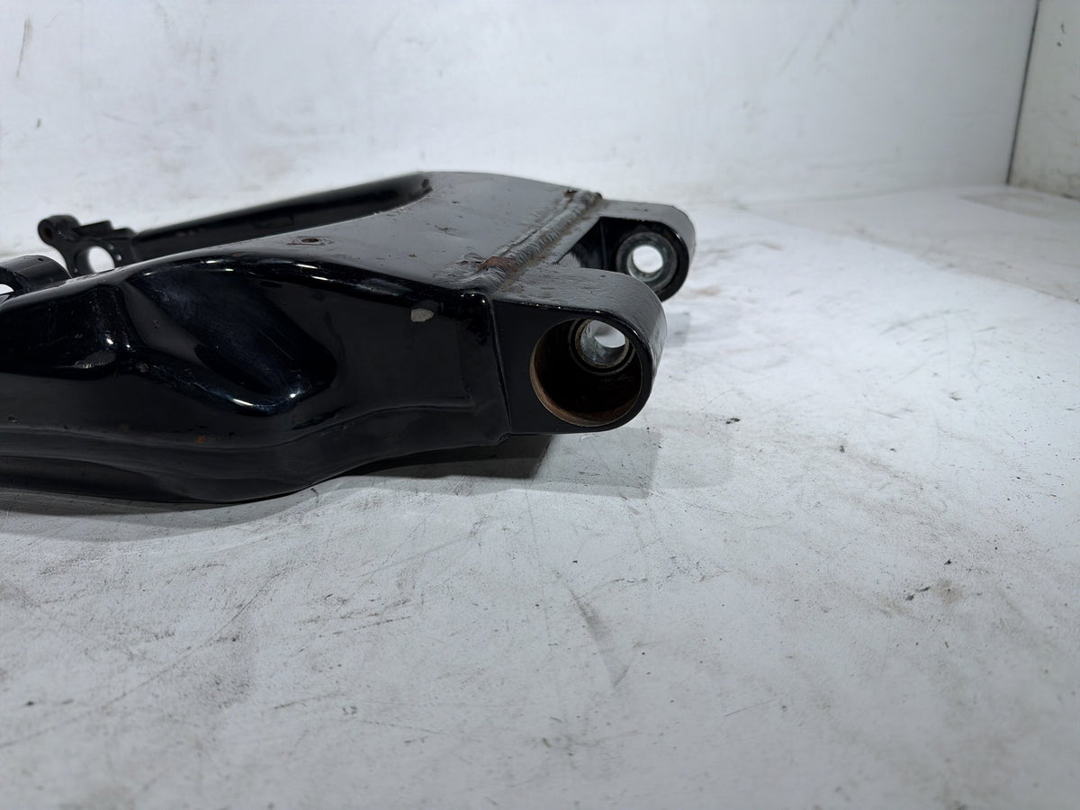 2010 Harley Electra Glide Touring Ultra OEM Rear Fork Swingarm Swing Arm