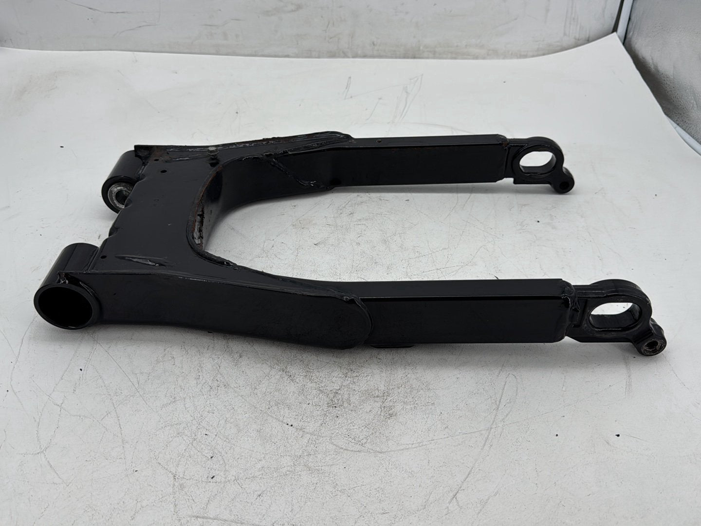 2006 Harley Street Glide Touring FLHXI OEM Rear Fork Swingarm Swing Arm