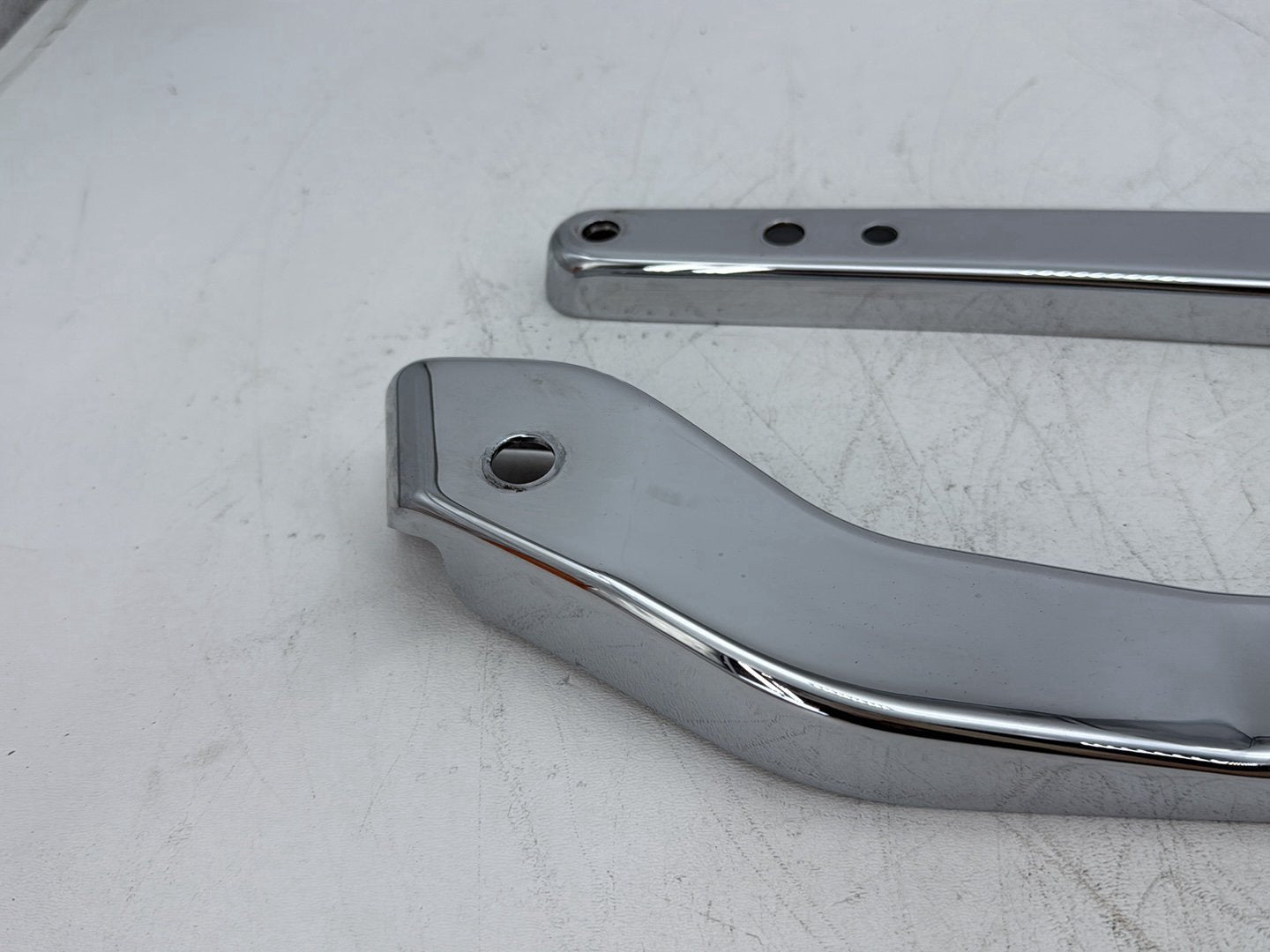 2000 Harley Dyna FXDWG Wide Glide OEM Rear Left Right Fender Struts Bracket