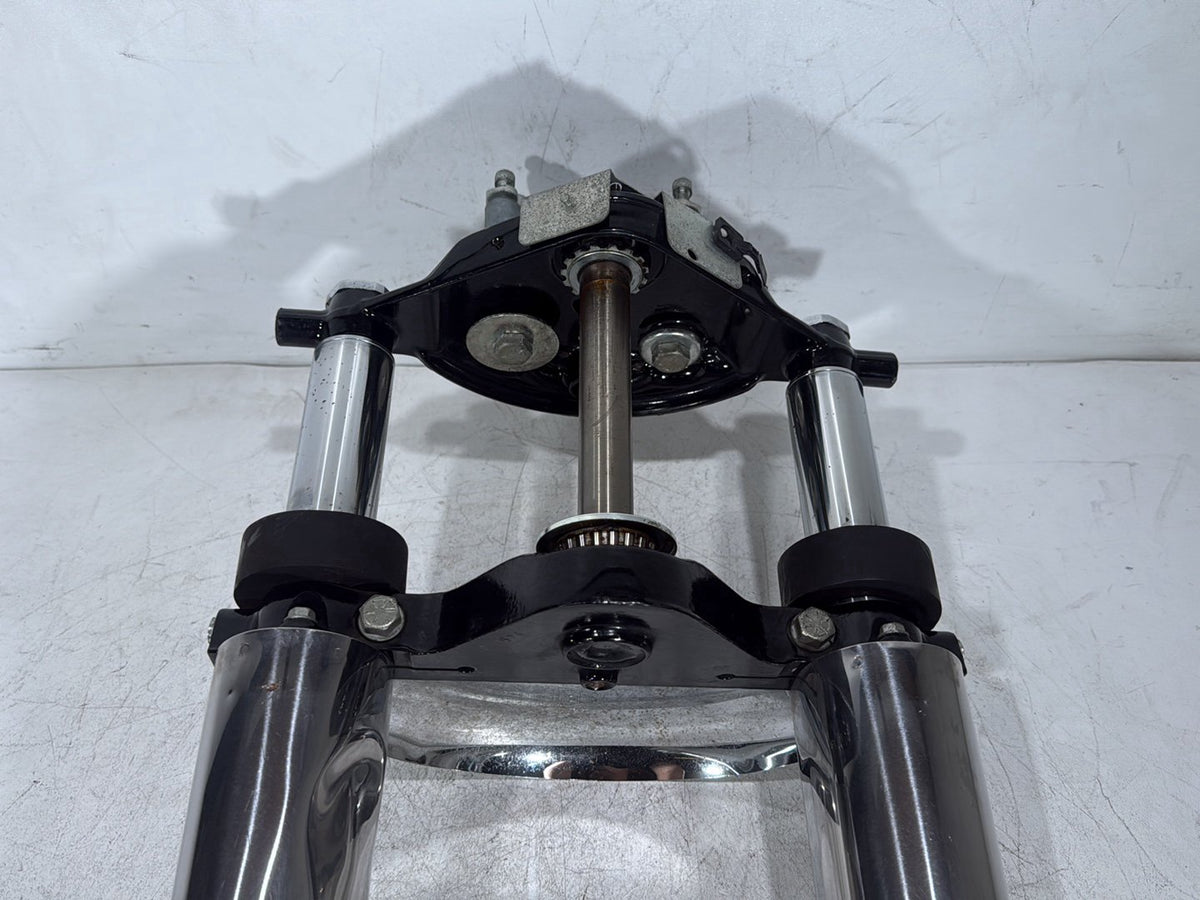 2007 Harley Electra Glide Touring OEM Front Triple Tree LH RH Fork Legs Sliders