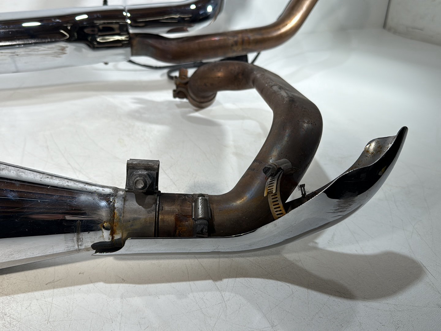2019 - 2023 Harley-Davidson Touring Street Glide Exhaust Header Pipes Muffler Vance & Hines 65600176