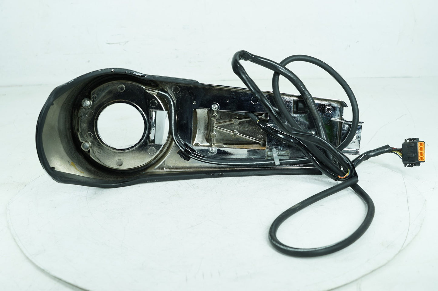 2007 - 2011 Harley-Davidson Touring Electra Screamin Eagle Fuel Gas Tank Dash Console NOKey 61270-98A