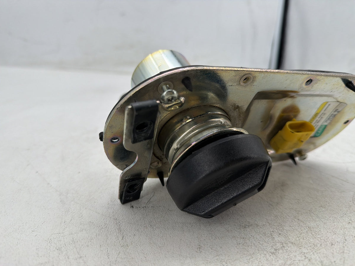 2006 Harley Street Glide Touring FLHX Fuel Pump Gas Gasoline Petrol Sending CARB