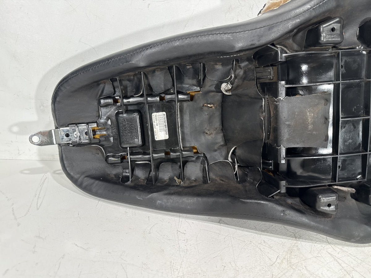 2012 Harley Electra Glide Touring Ultra OEM Passenger Rider Driver Seat Saddle