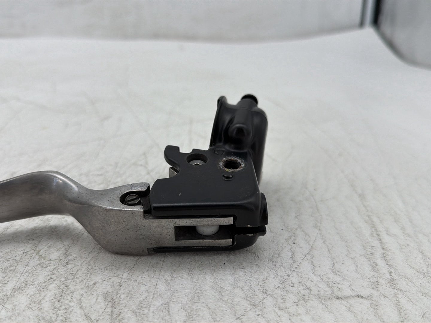 2011 Harley Heritage Softail Classic FLSTC OEM Front Left Hand Clutch Control Lever