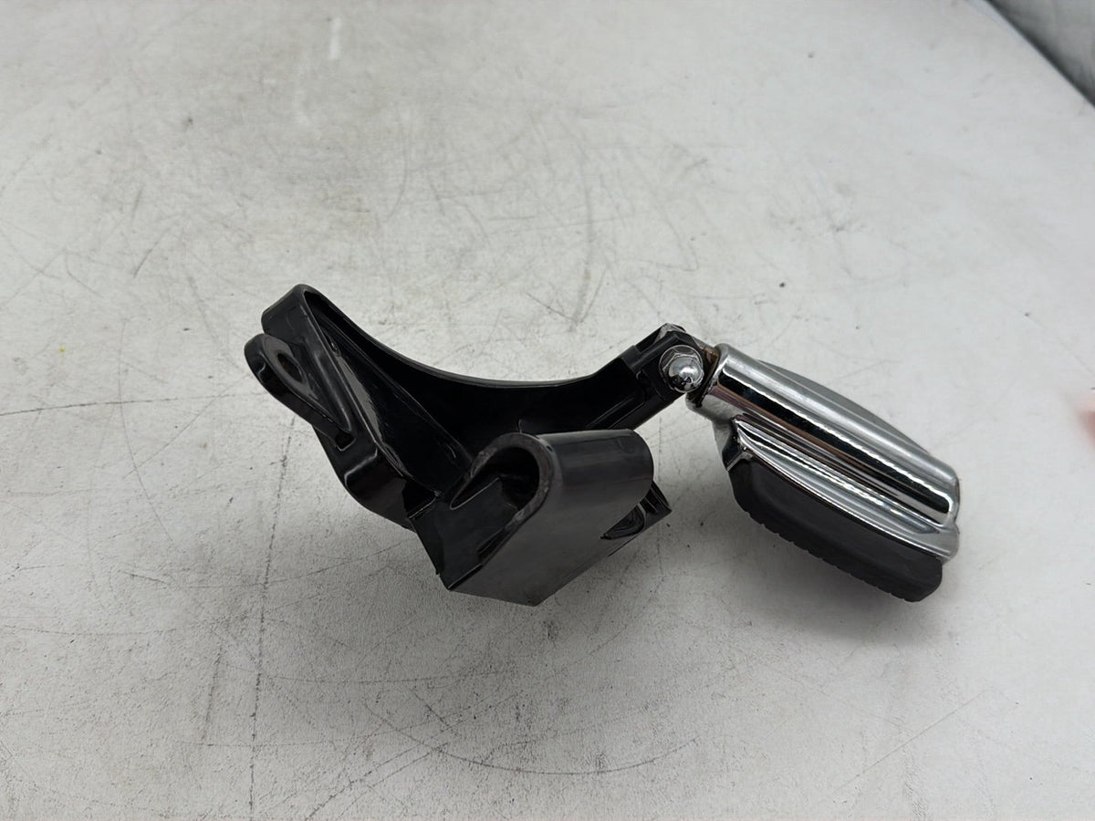 2003 Harley Softail Deuce FXSTD OEM Left Foot Rest Support Bracket Peg