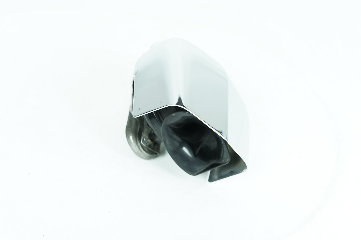 1999 - 2006 Harley-Davidson Softail Fat Boy Horn Signal Klaxon Chrome Cover 69012-93A