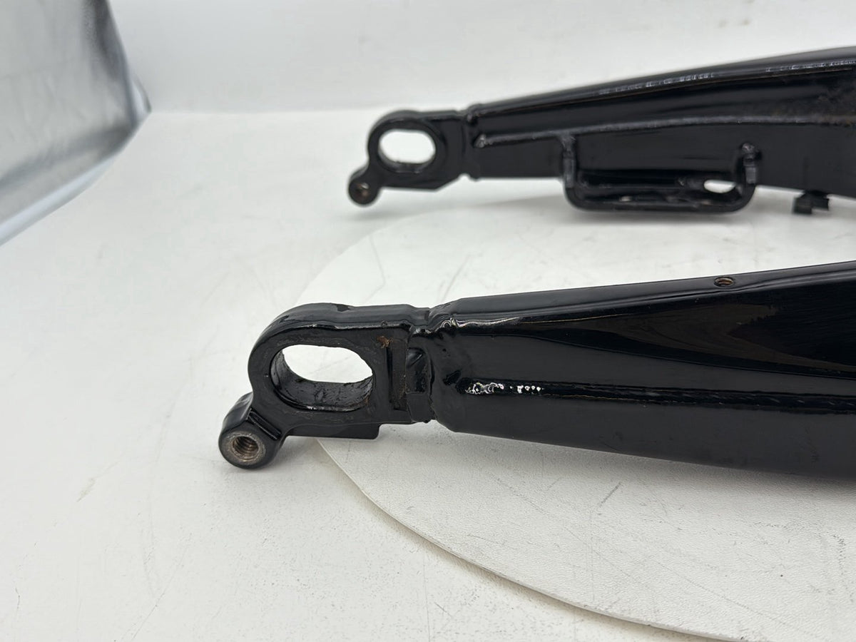 2017 Harley Touring FLHXS Street Glide OEM Rear Fork Swingarm Swing Arm