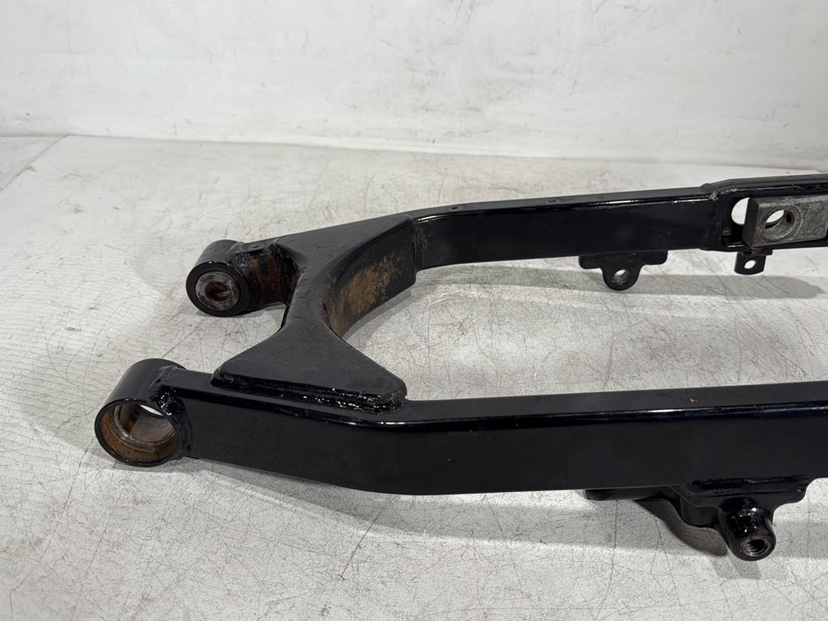 2007 Harley Dyna Street Bob FXDB OEM Rear Fork Swingarm Swing Arm