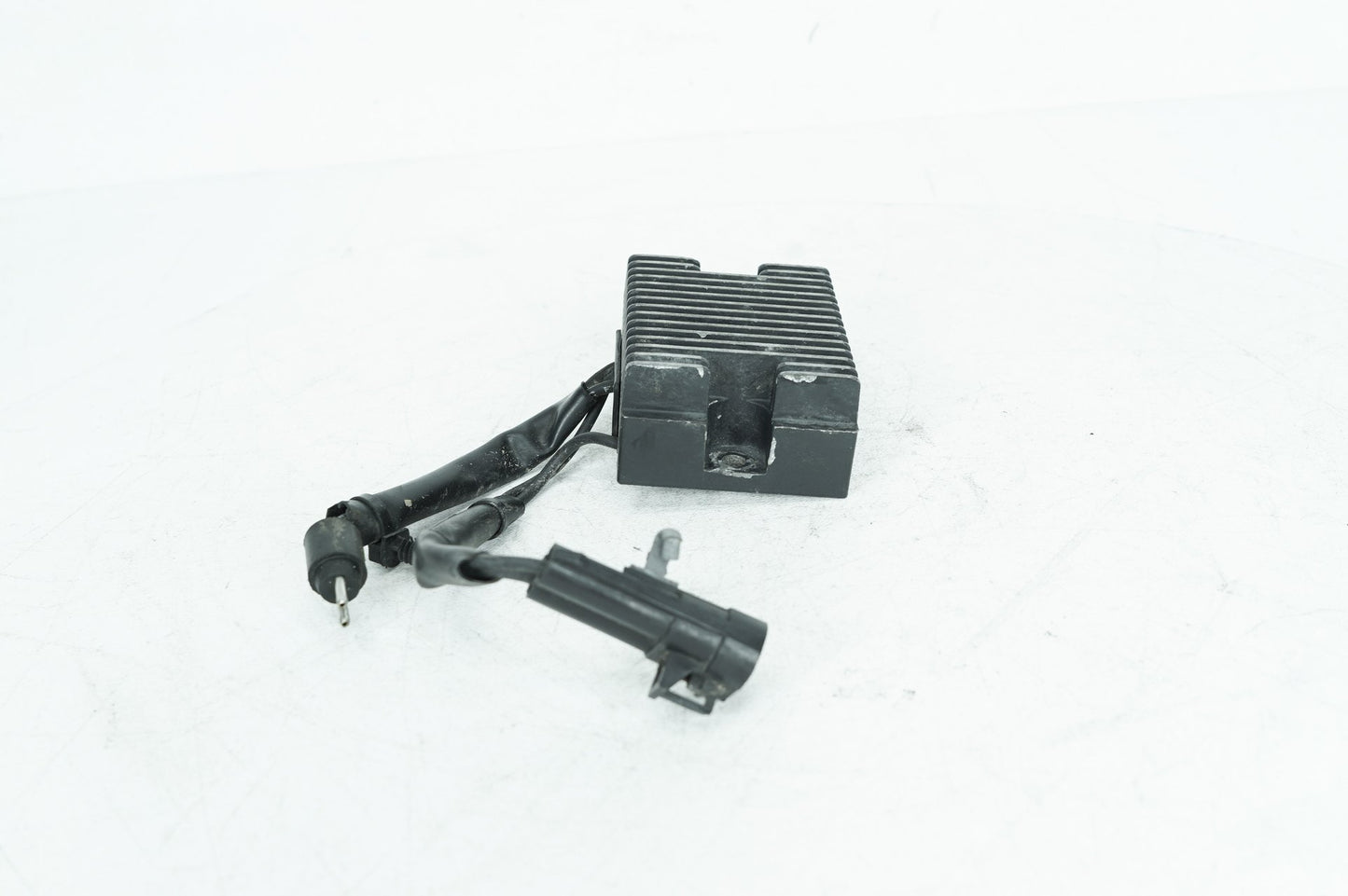 2004 - 2013 Harley-Davidson Sportster Low Voltage Regulator Rectifier  74523-04