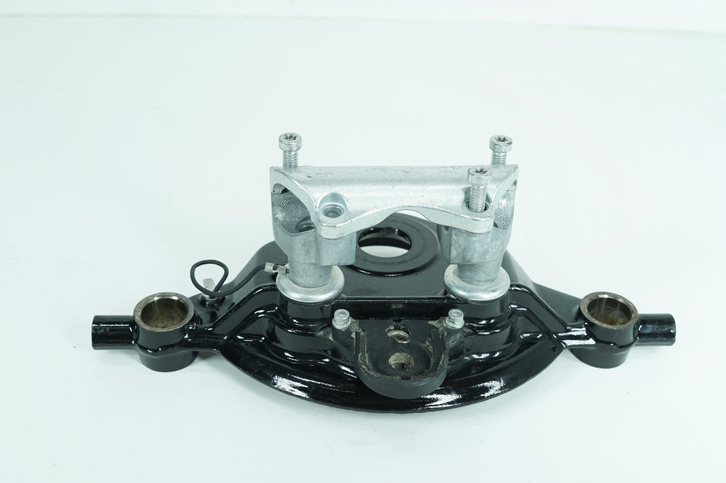 2012 - 2016 Harley-Davidson Touring Electra Ultra CVO Front Fork Upper Triple Tree Clamps 47526-09