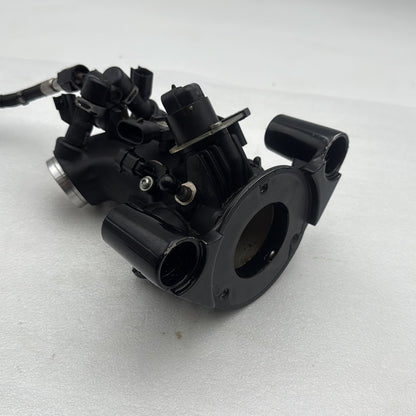 2007 - 2017 Harley-Davidson Dyna Wide Glide Engine Intake Manifold Throttle Body 27708-06A