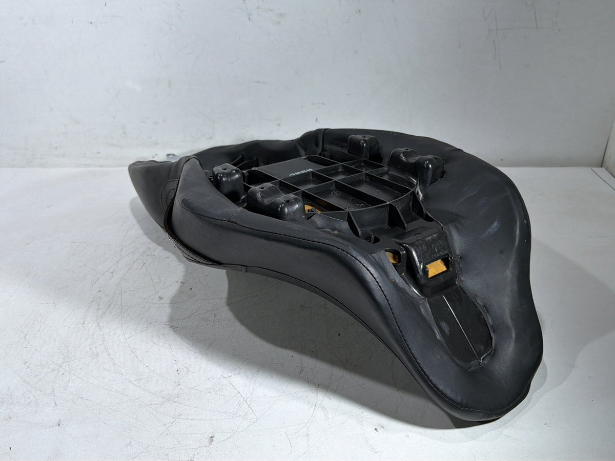 2010 Harley Road King Touring Classic OEM Passenger Rider Driver Seat Saddle