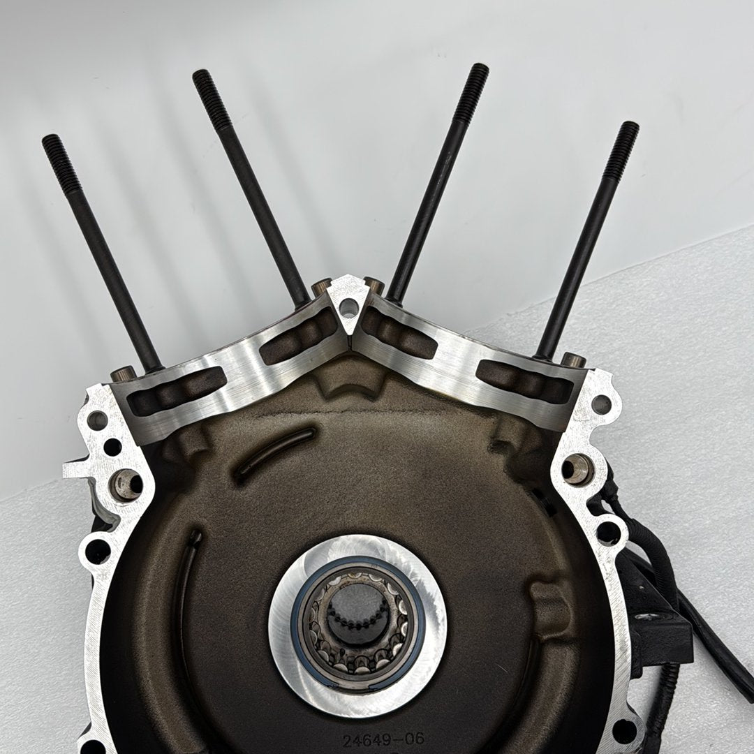 2011 - 2016 Harley-Davidson Touring Road Glide Custom Crankcase Shaft Engine Motor Cover 24621-06B