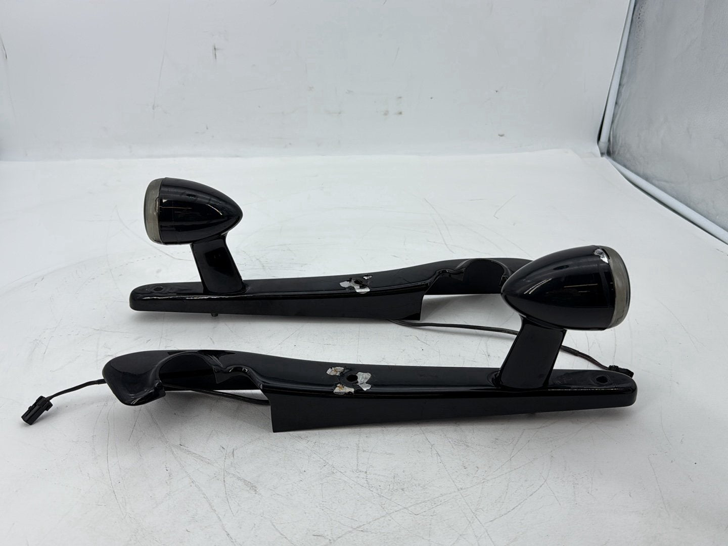 2004 - 2013 Harley-Davidson Sportster 1200 Custom Rear Left Right Fender Struts Bracket & Turn Signal  59902-04