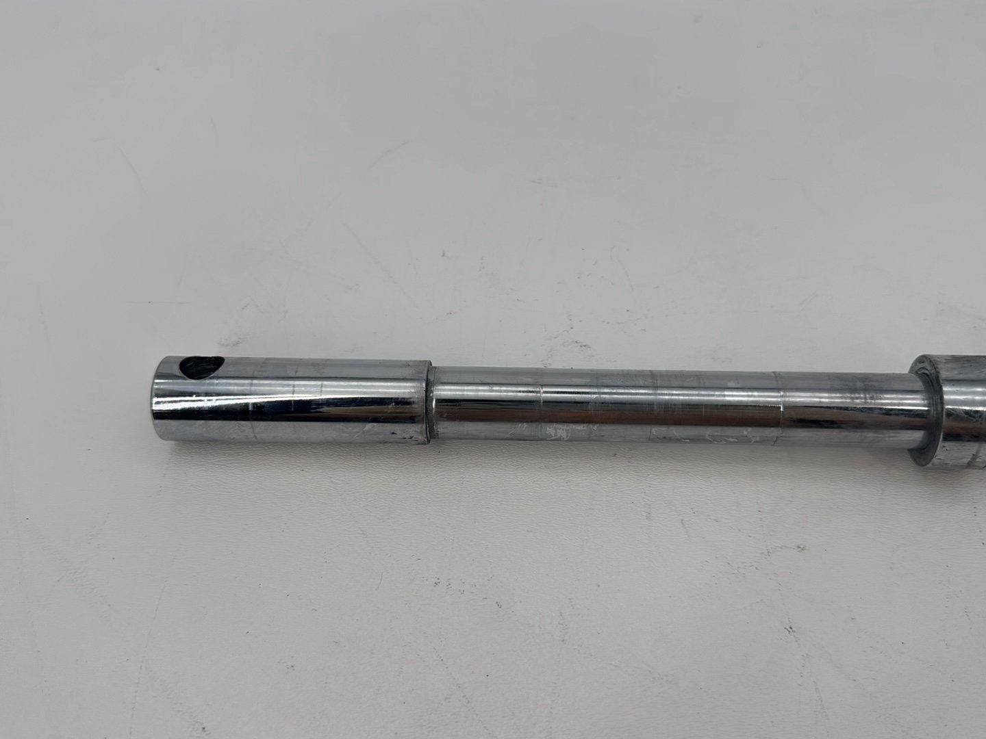 1999 - 2006 Harley-Davidson Dyna Low Rider Front Wheel Axle Bolt Shaft