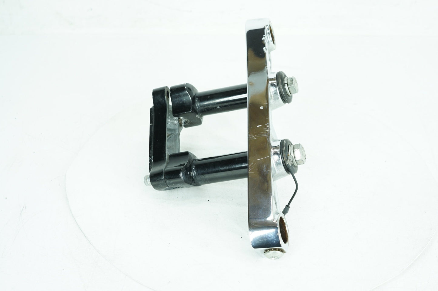 2007 - 2012 Harley-Davidson Softail Custom Front Fork Upper Triple Tree Clamps 45672-80B