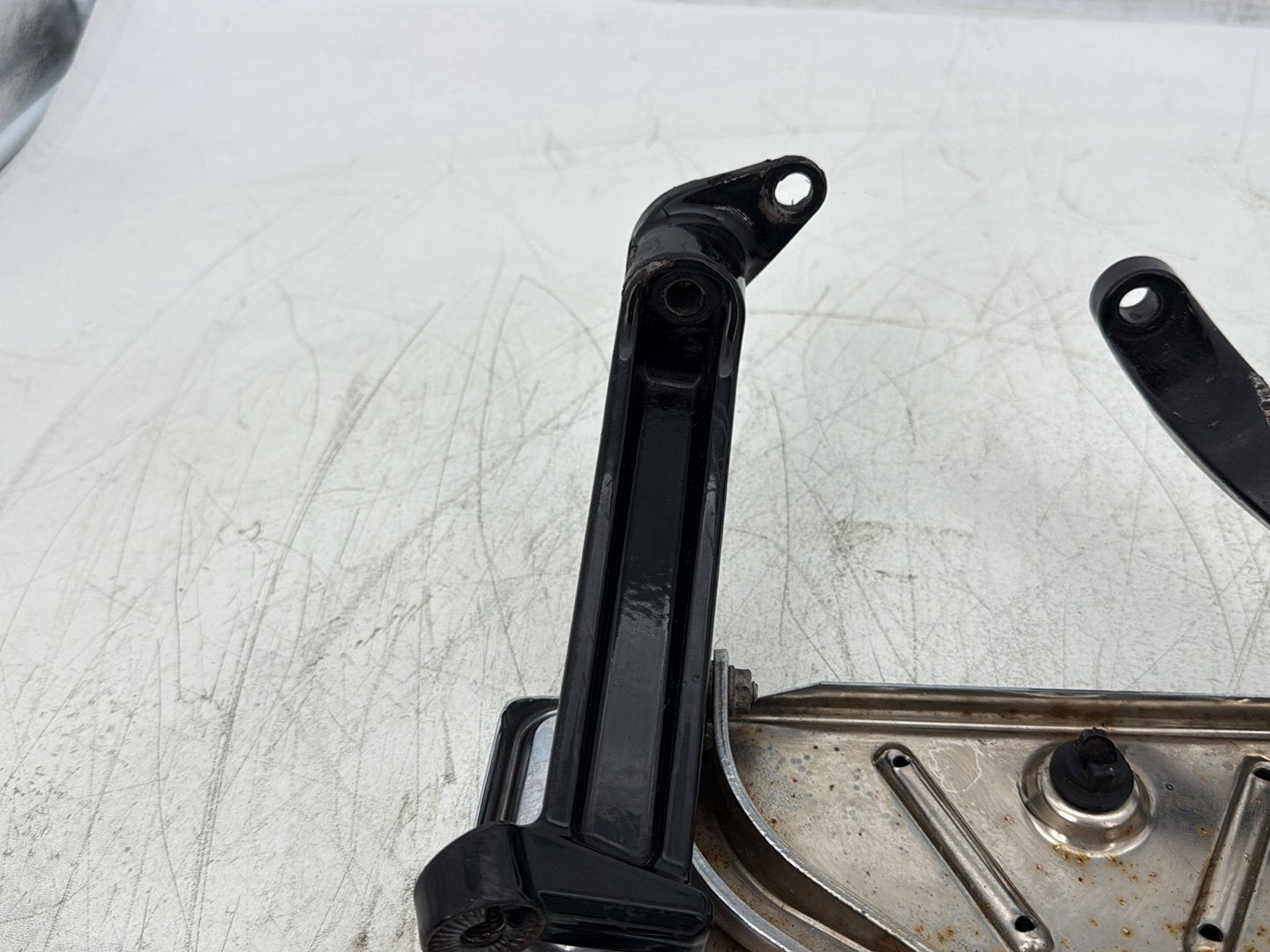2016 Harley Road King Touring FLHR OEM Right Driver 1 Floorboard Foot Rest
