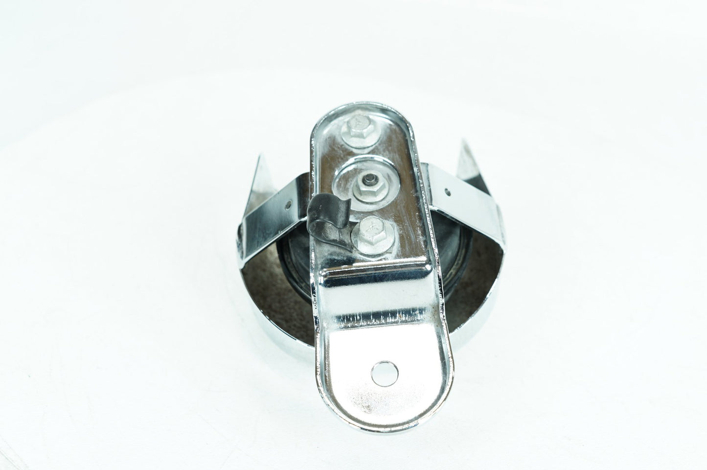 2007 - 2012 Harley-Davidson Touring Electra Glide Ultra Horn Signal Klaxon Chrome Cover  	69012-93A