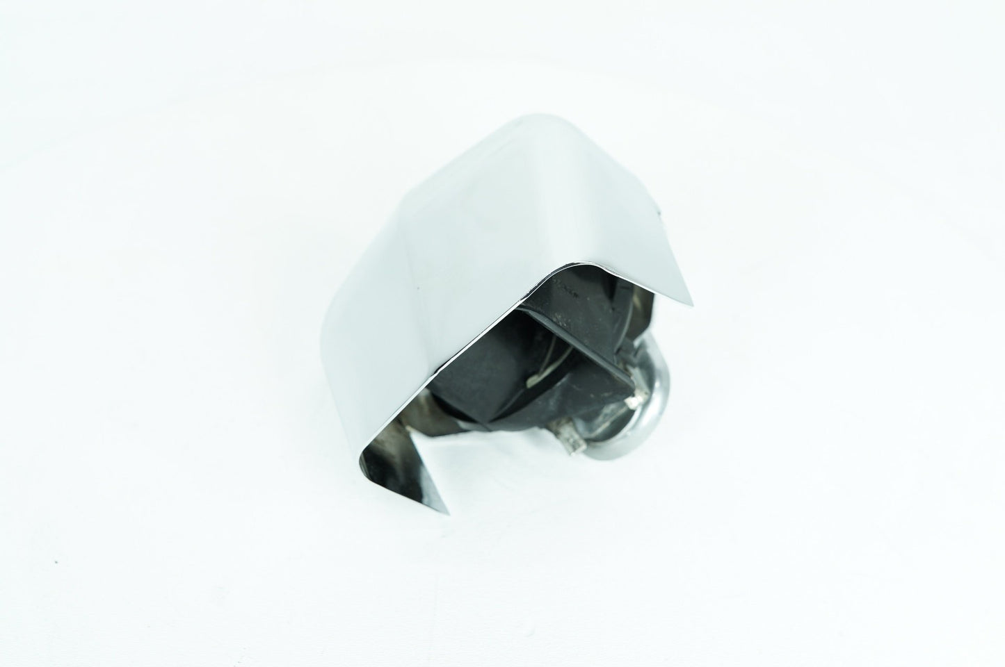 2007 - 2013 Harley-Davidson Touring Electra Glide Ultra Horn Signal Klaxon Chrome Cover 69012-93A