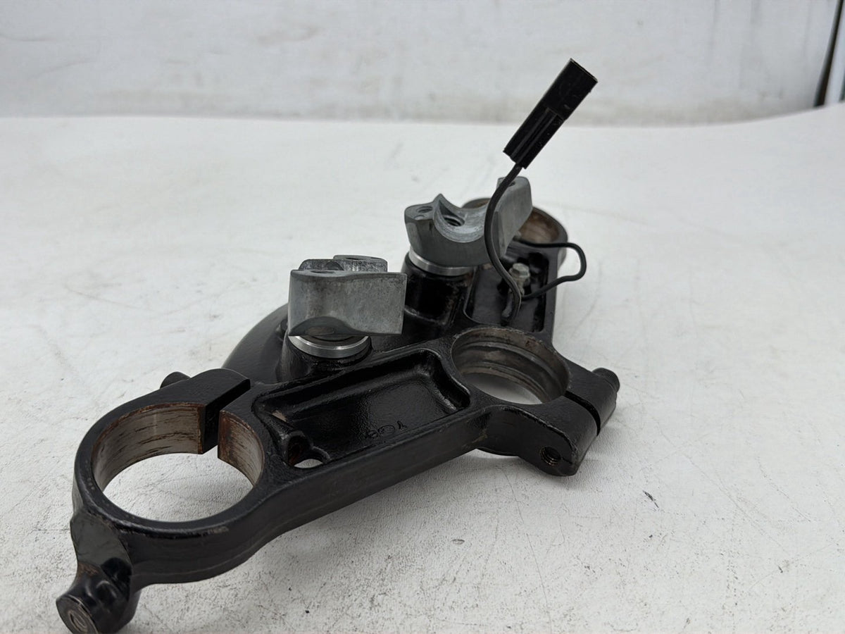 2014 Harley Street Glide Touring FLHXS OEM Front Fork Upper Triple Tree