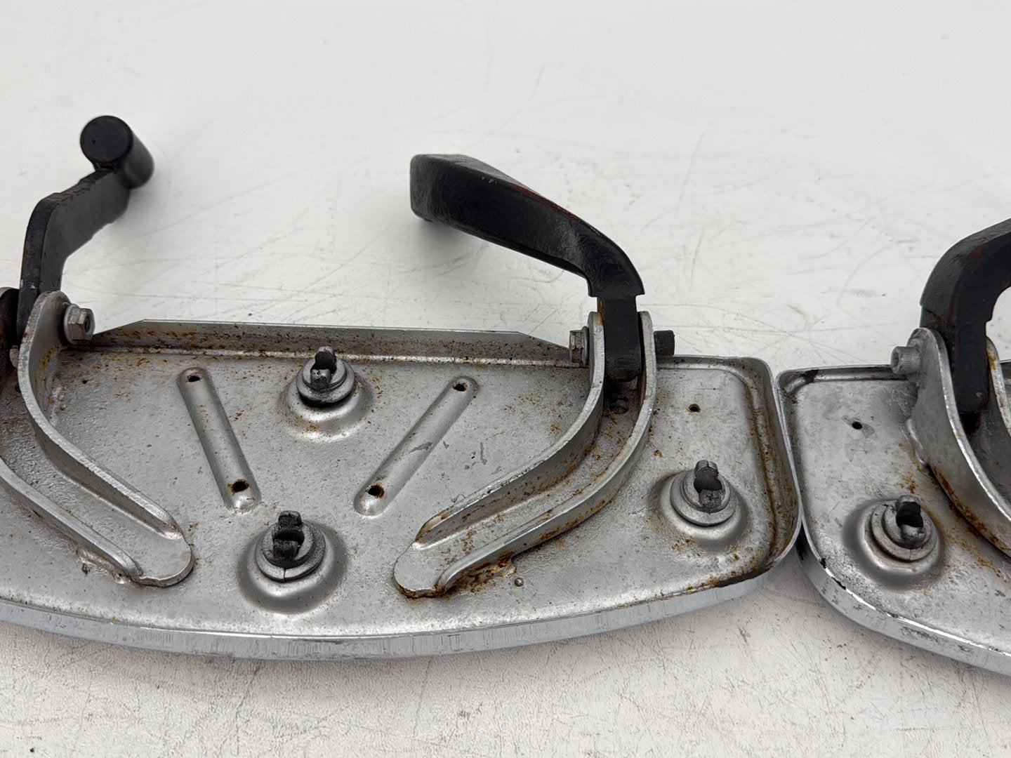 2006 Harley Touring FLHRI Road King OEM Left Right Driver Floorboard Foot Rest
