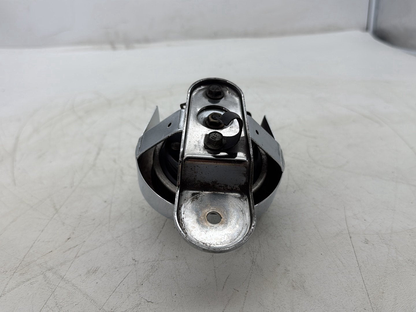 1997 Harley Softail FLSTC Heritage Classic OEM Horn Signal Klaxon Chrome Cover