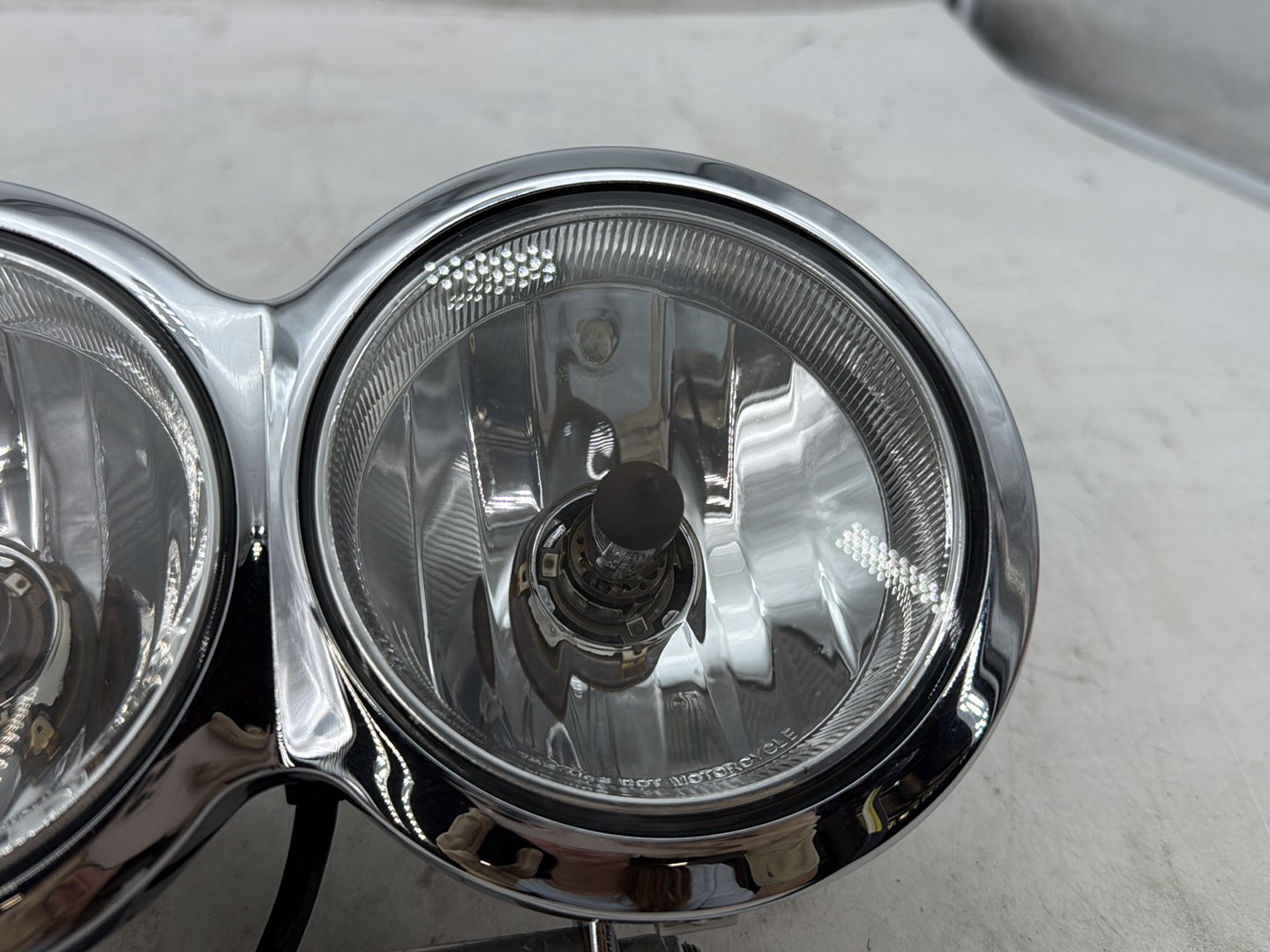 2012 Harley Dyna FXDF Fat Bob OEM Headlight Headlamp Head Light Halogen