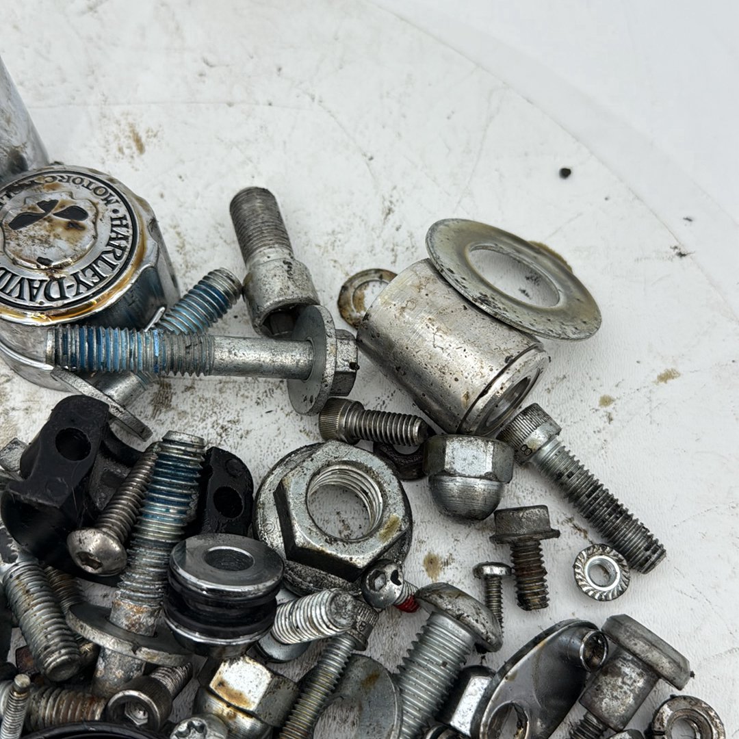 2007 - 2017 Harley-Davidson Dyna Wide Glide Hardware Bolts Nuts & Brackets