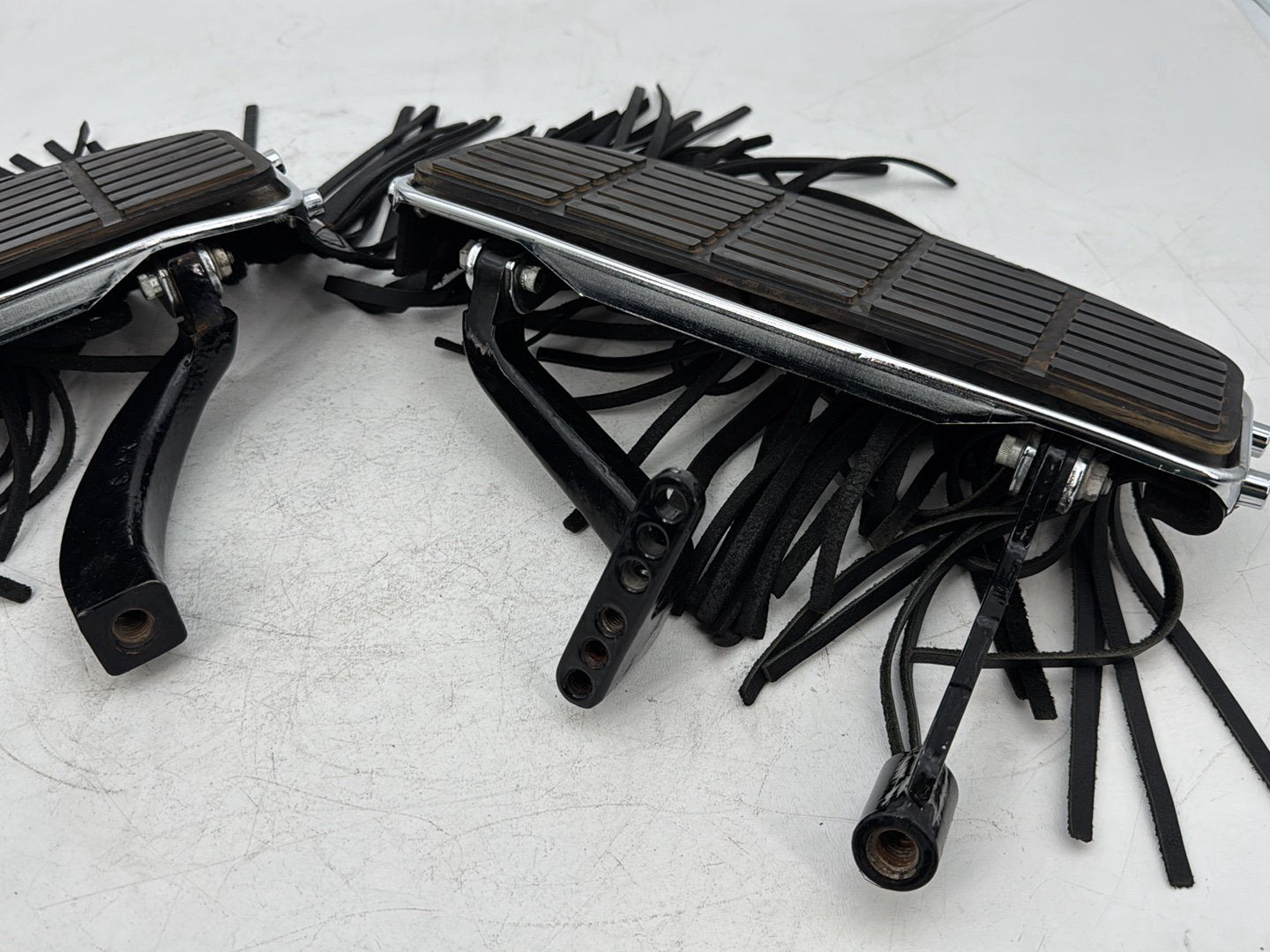 1999 - 2006 Harley-Davidson Touring Electra Glide Classic Left Right Driver Floorboard Foot Rest 50621-79A