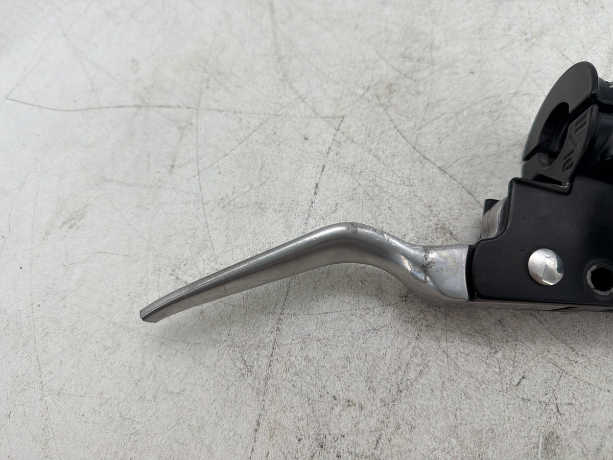 95 Harley Electra Glide Touring FLHT OEM Front Right Brake Lever Master Cylinder