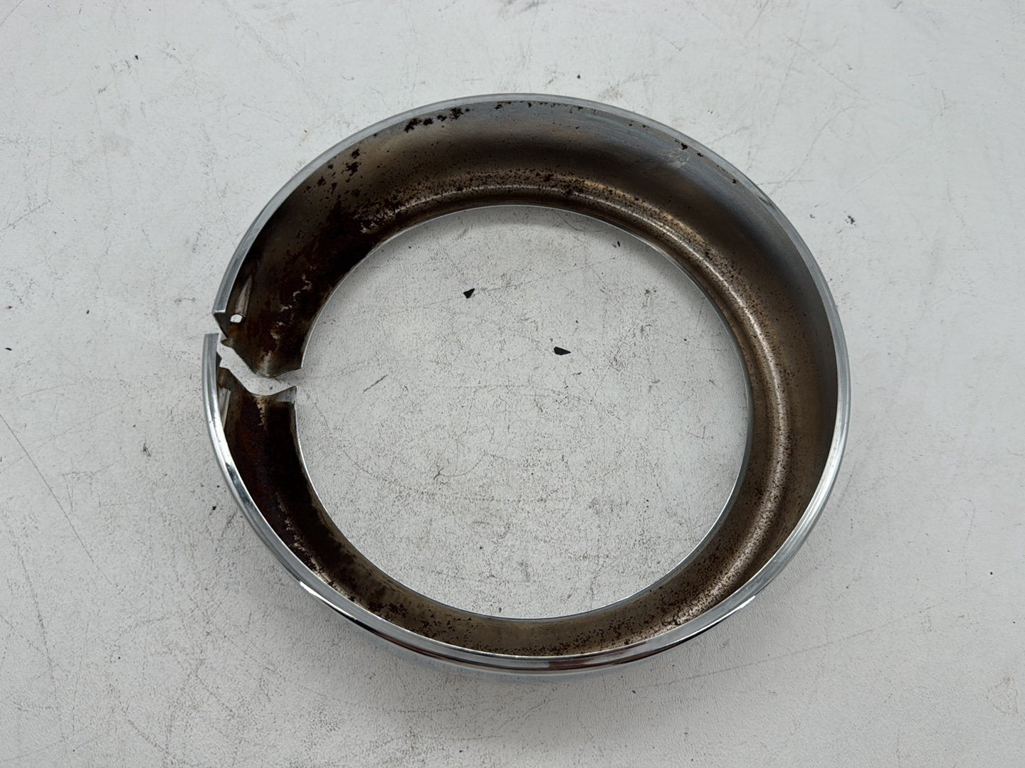 1996 Harley Road King Touring Police FLHPI OEM Headlight Mount Bracket Ring Circle Trim