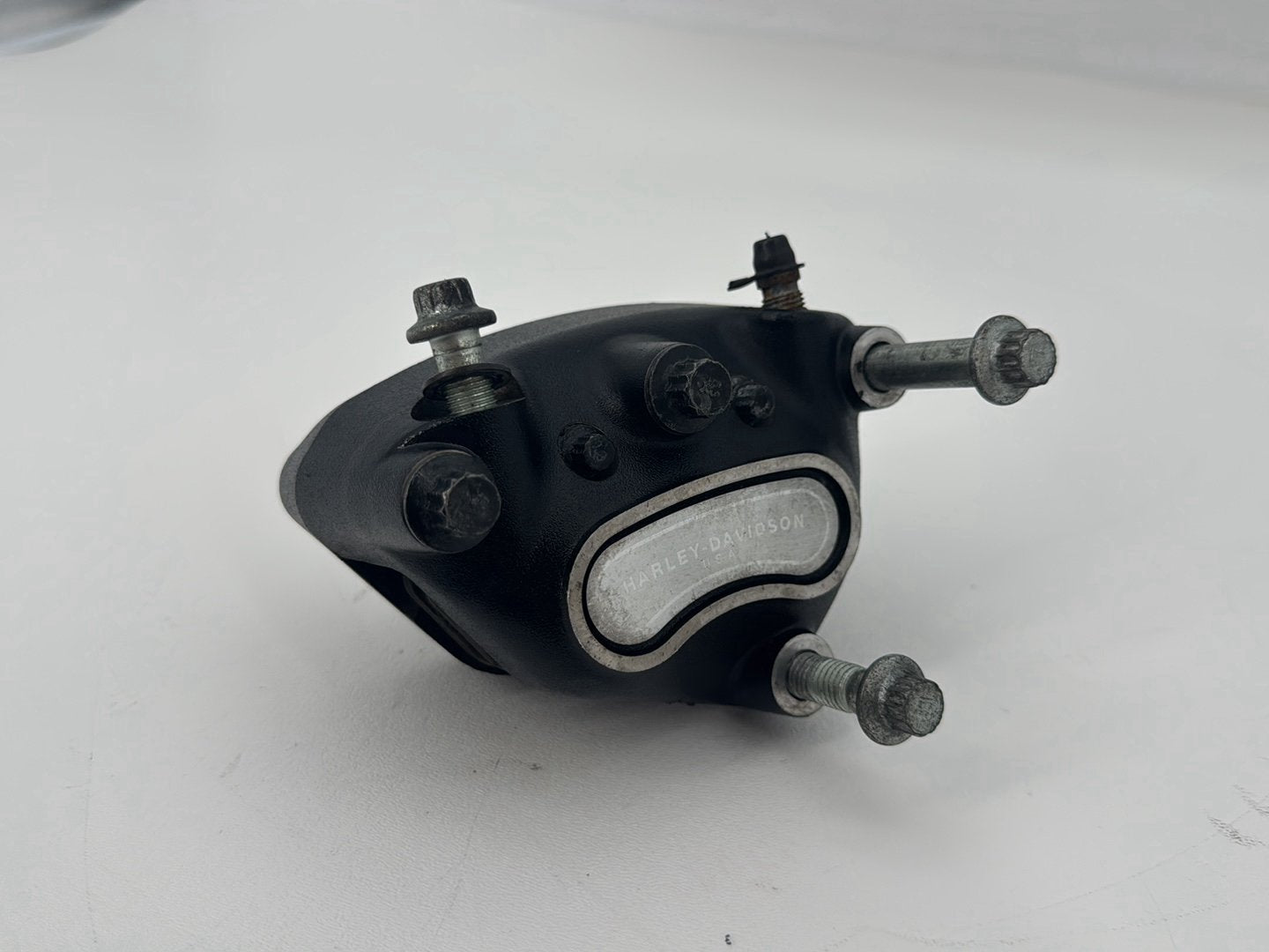 1999 - 2006 Harley-Davidson Touring Electra Glide Classic Front Right 1 Brake Caliper 44023-00C