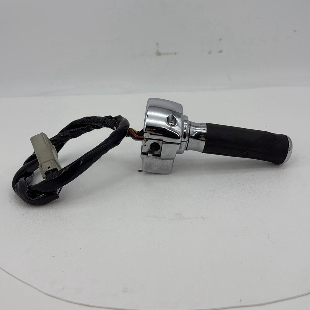 2007 - 2012 Harley-Davidson Touring Street Glide Left Turn Signal Headlight Switches Controls 71682-06