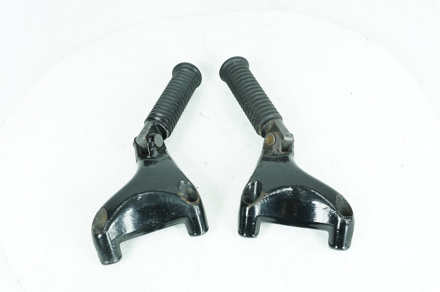 2004 - 2013 Harley-Davidson Sportster Custom Passenger Left & Right Foot Pegs  	49314-04