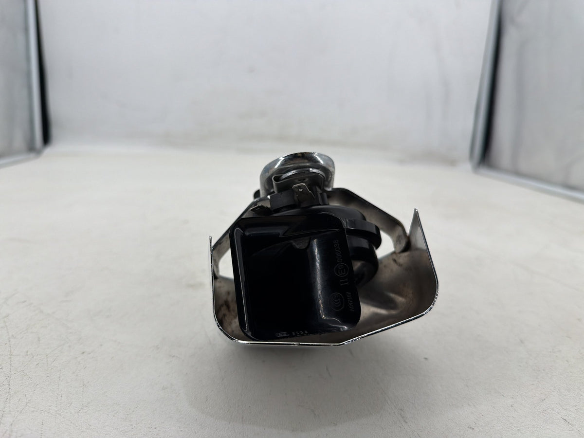 2016 Harley Dyna Fat Bob FXDF 103 OEM Horn Signal Klaxon Chrome Cover