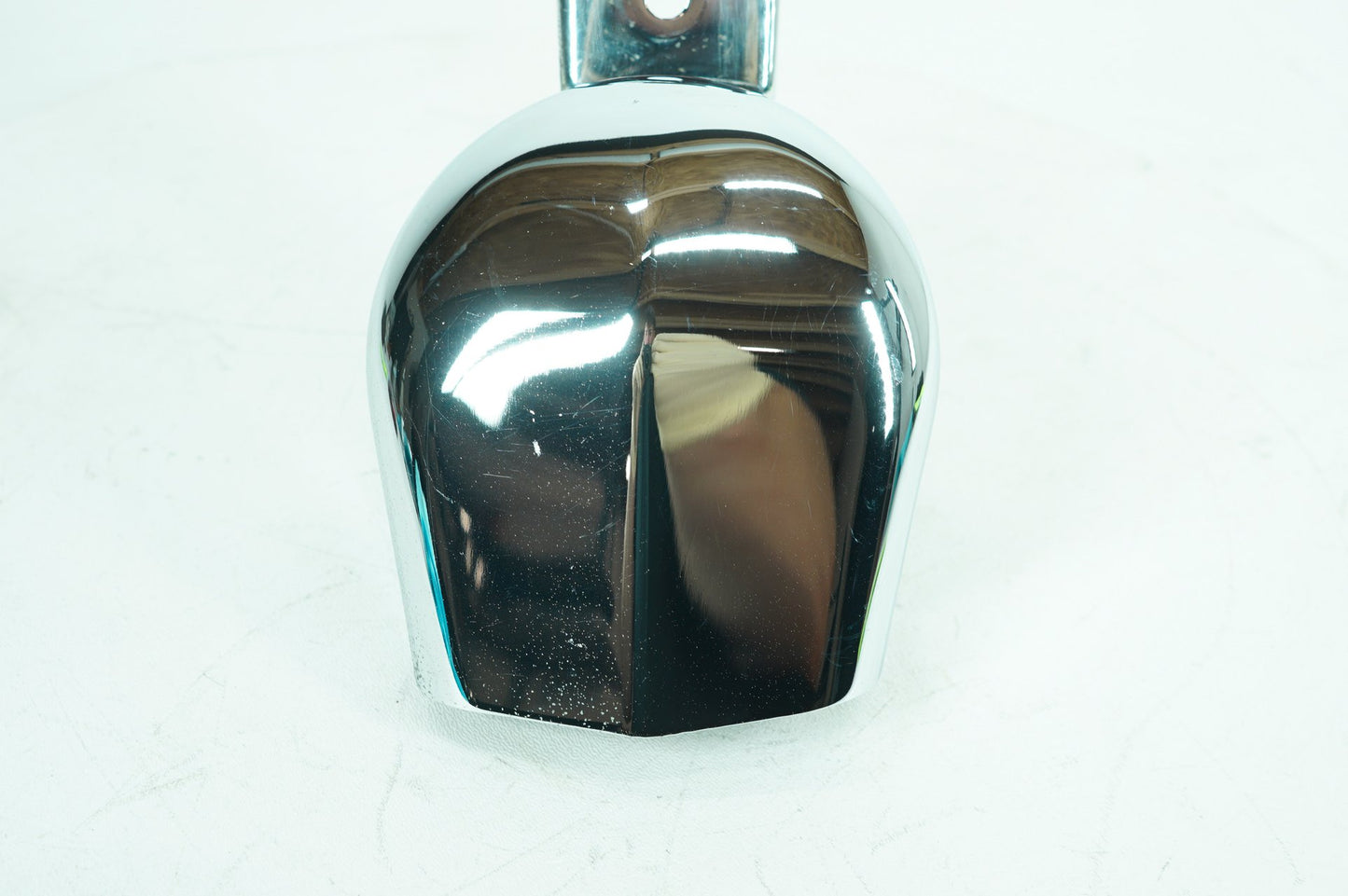 2000 - 2006 Harley-Davidson Softail Fat Boy Horn Signal Klaxon Chrome Cover 69012-93A