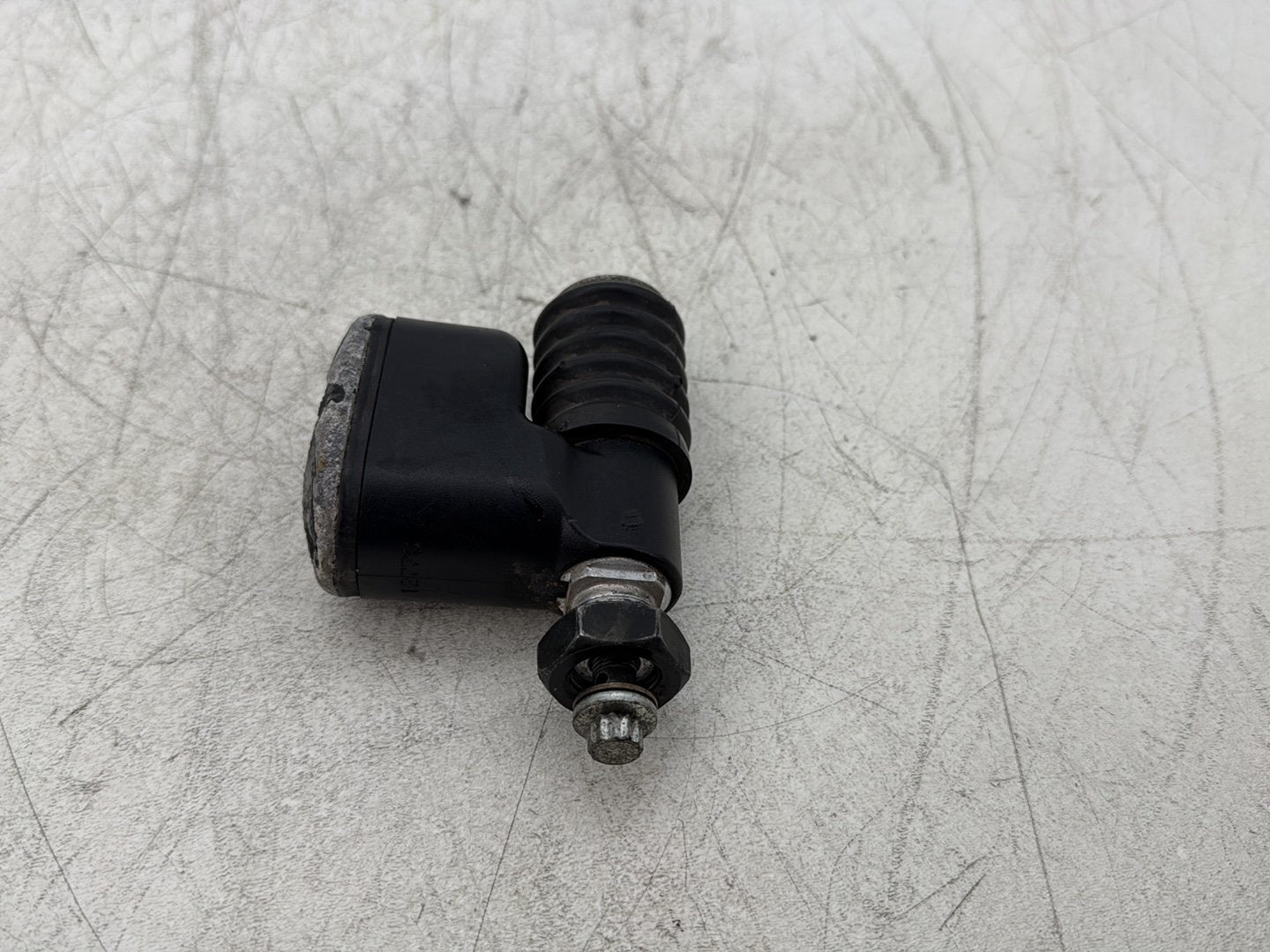 2007 Harley Dyna Street Bob FXDBI OEM Rear Brake Master Cylinder Reservoir