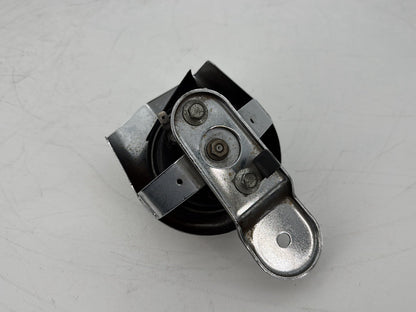 1999 - 2006 Harley-Davidson Touring Electra Glide Classic Horn Signal Klaxon Chrome Cover 69012-93A
