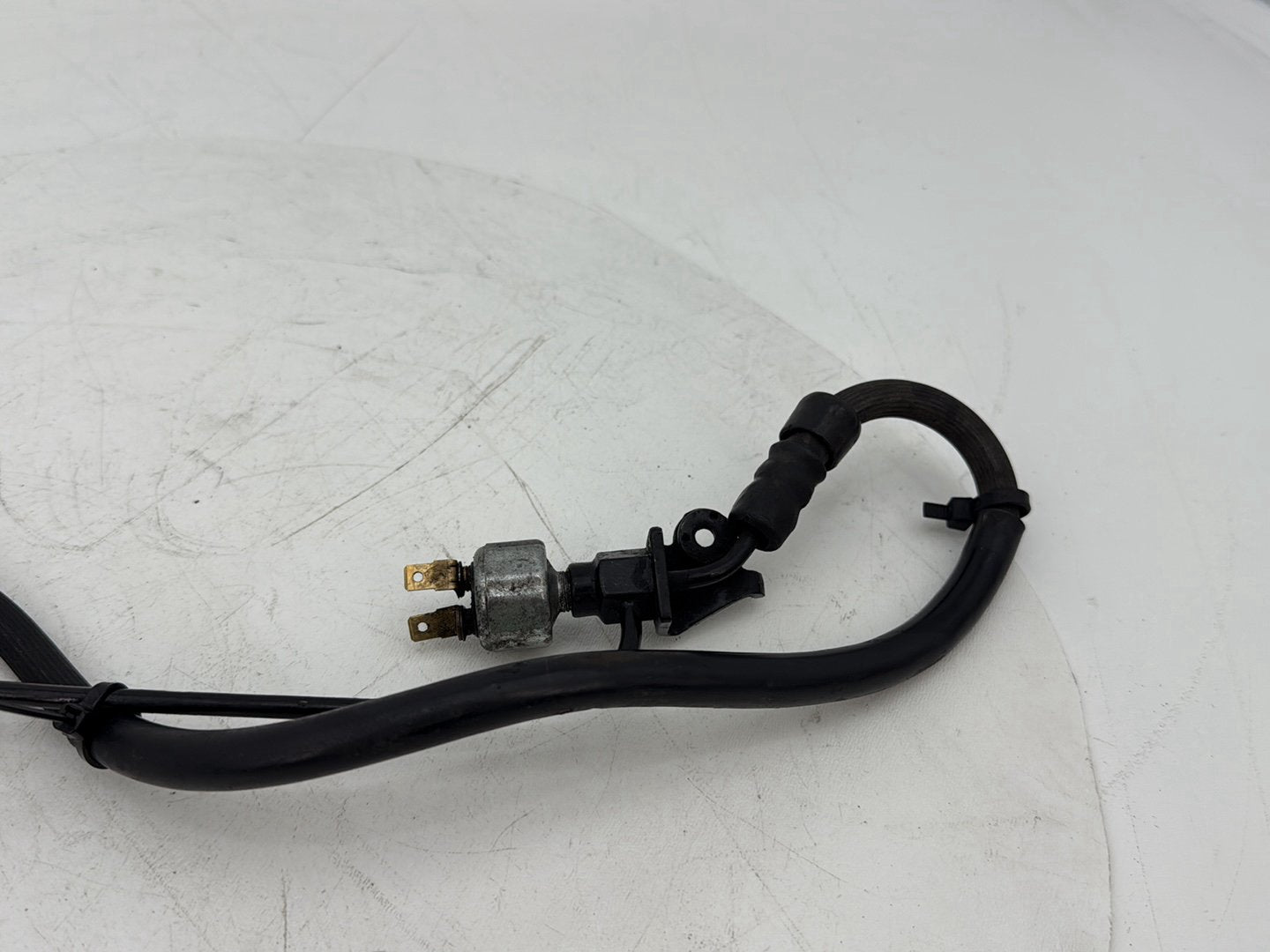 1995 Harley Electra Glide Touring Classic FLHTCI OEM Rear Brake Hose Line Pipe