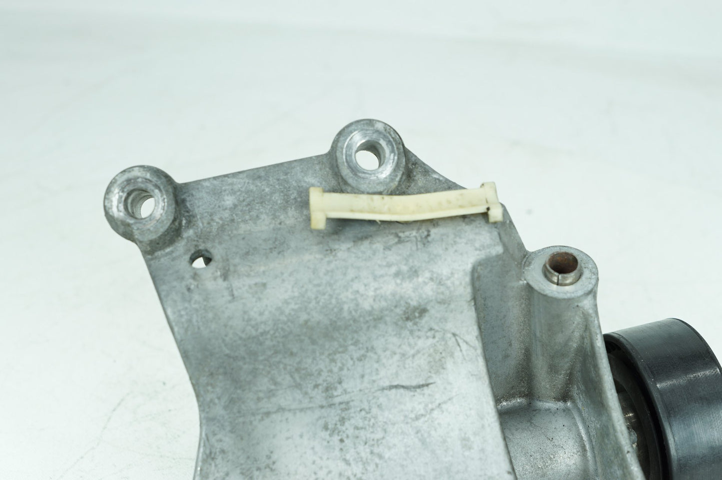 2013 - 2015 Jaguar XF  A/C Compressor