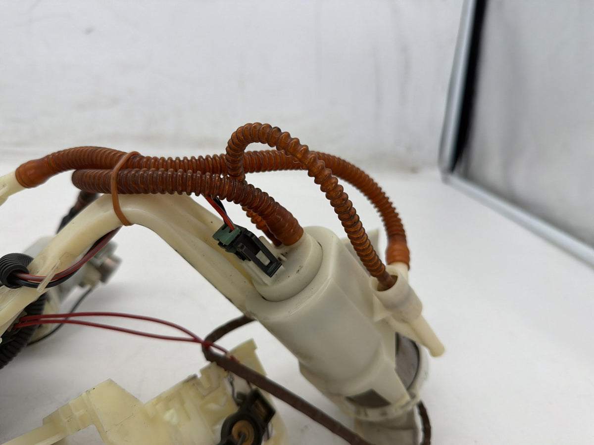 12 Harley Electra Glide Touring Ultra OEM Fuel Pump Gas Gasoline Petrol Sending